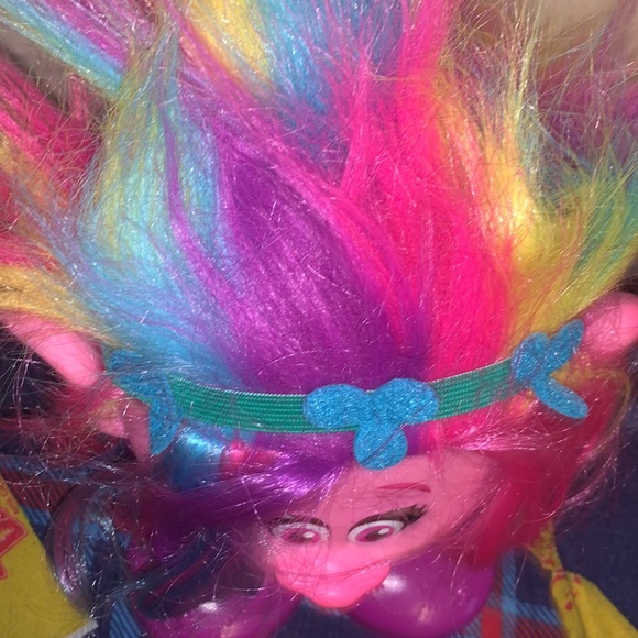 2016 Dreamworks Trolls Poppy Color Hair Styling Head - Picture 3 of 5